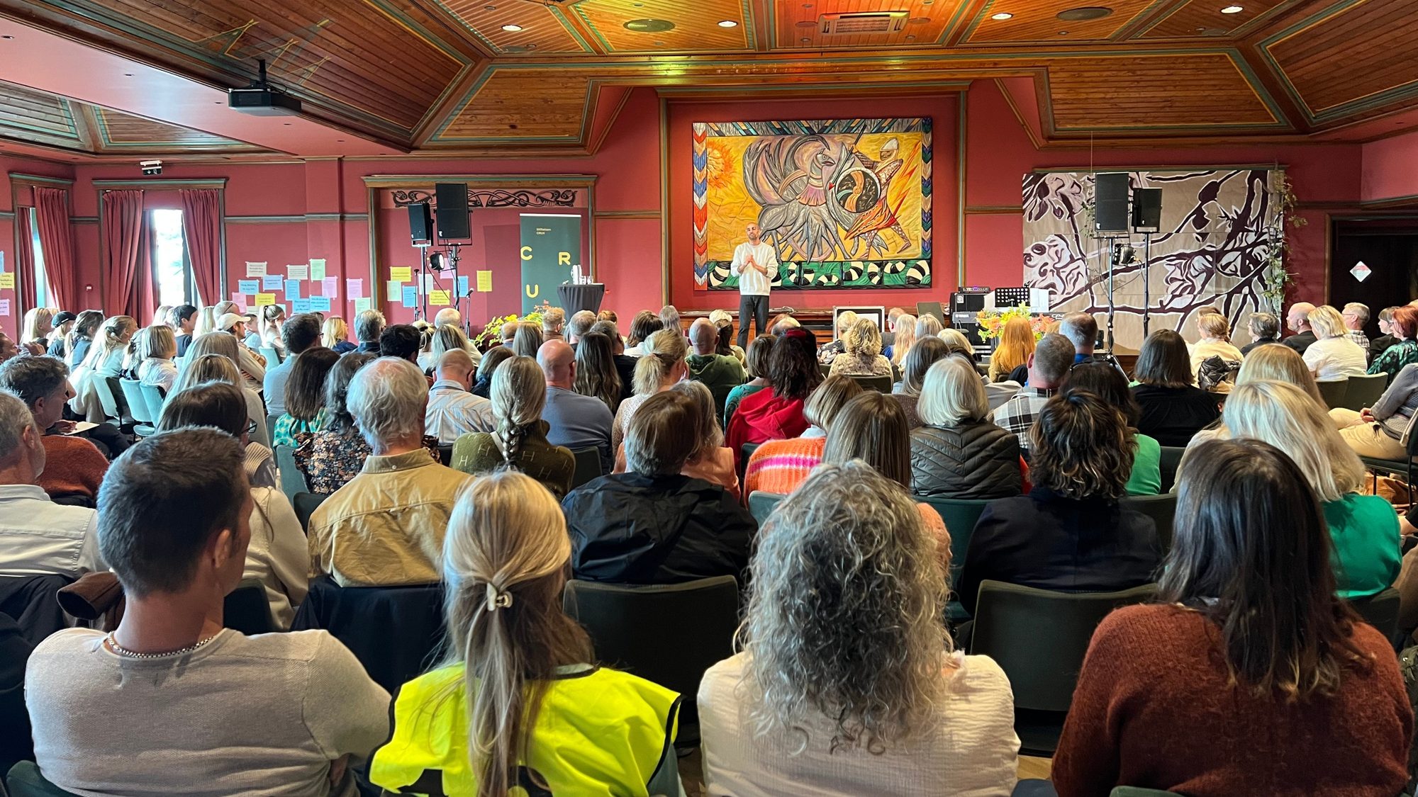 CRUX · foredrag med Åwesome Foredrag